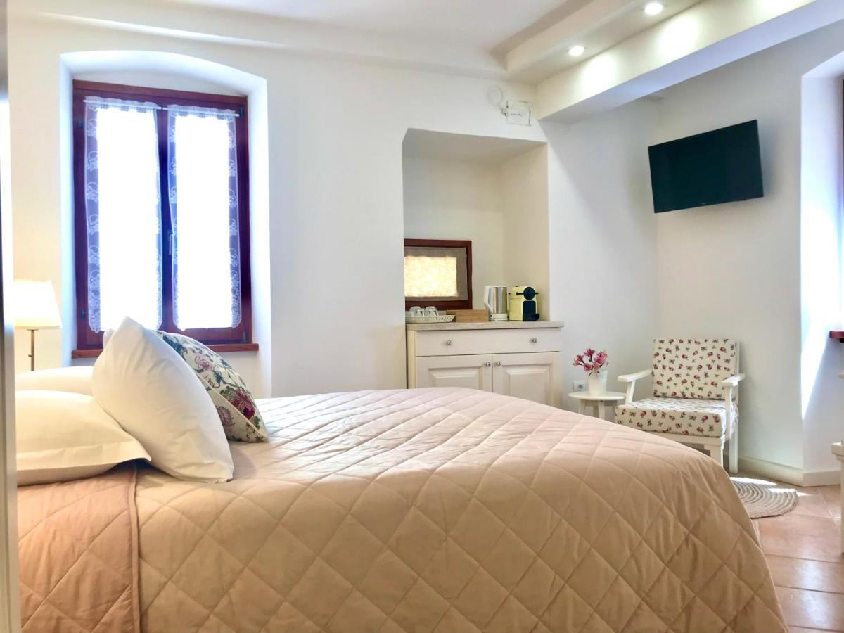 Отель Casa Vittoria Ровинь Экстерьер фото